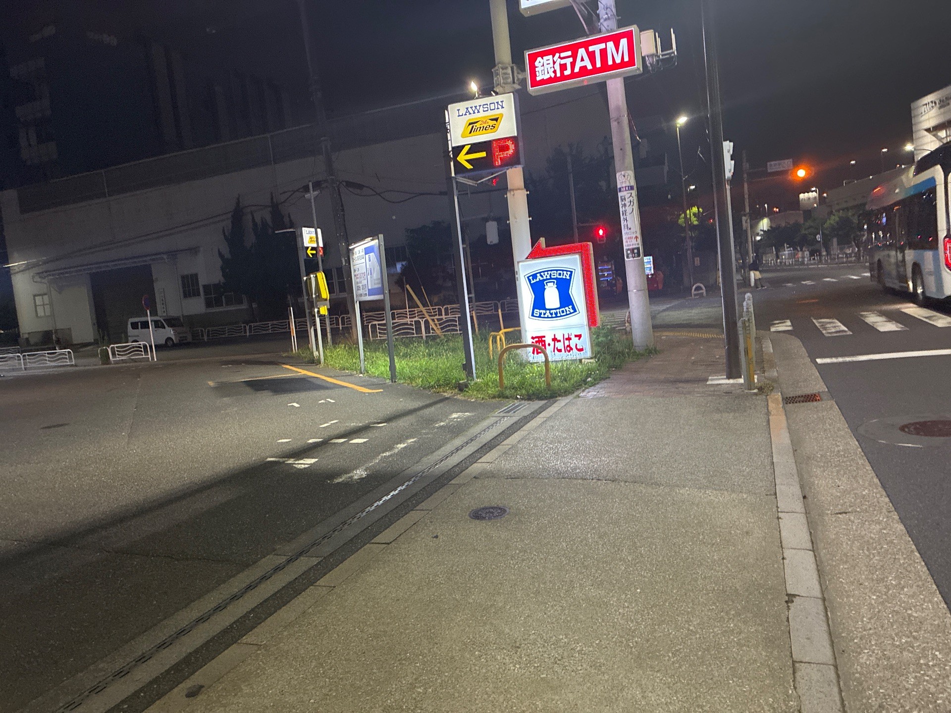 タイムズローソン東雲駅前 の写真 1