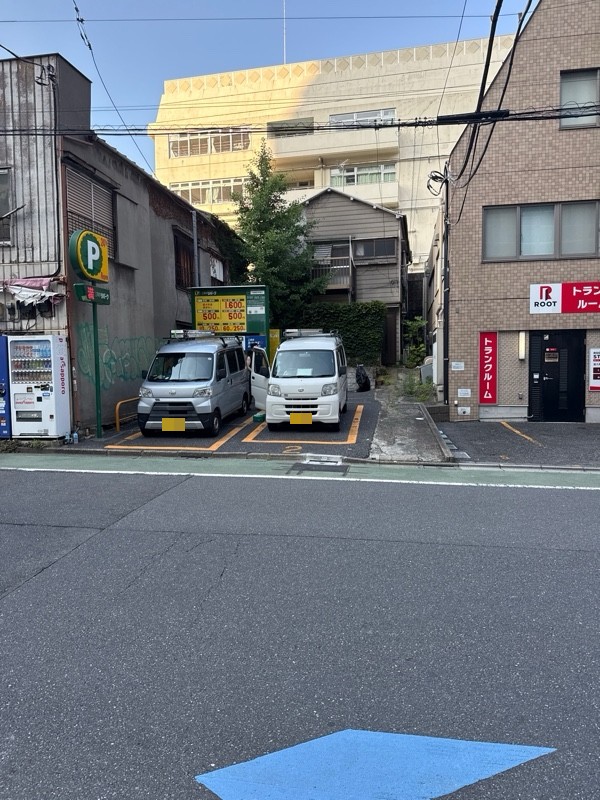 リパーク新宿富久町第3 の写真 2