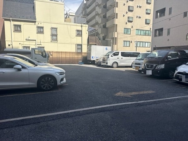 ユアー・パーキング明石町第1駐車場 の写真 2