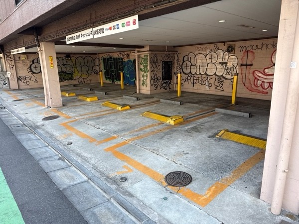 TOMOパーキング目黒青葉台第三 の写真 2