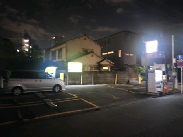 パートナ若宮町パーキング の写真 1