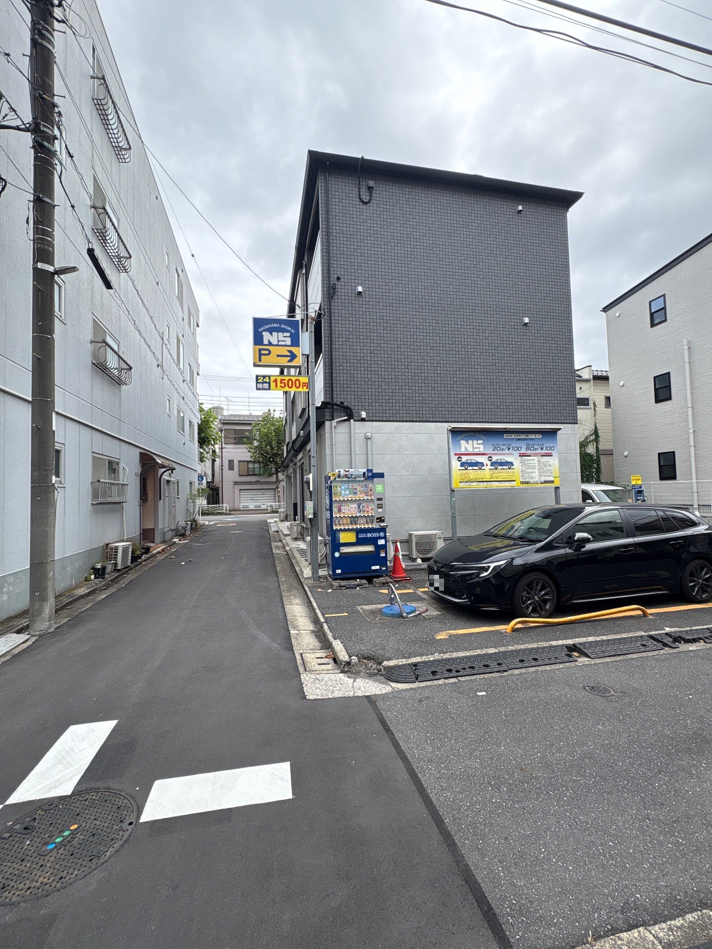 ナガハマ牡丹町3丁目第1パーキング の写真 1