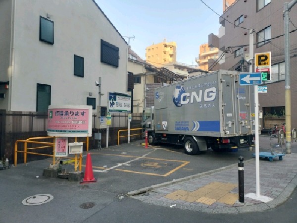 ユアー・パーキング富ヶ谷第3駐車場 の写真 1