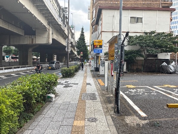 タイムズ西新宿3丁目 の写真 1