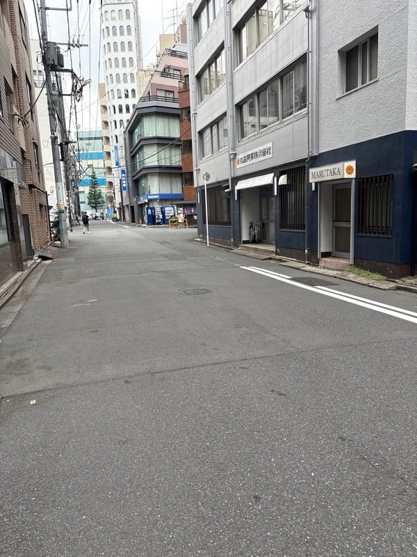 ビーフラット淡路町1丁目駐車場 の写真 1