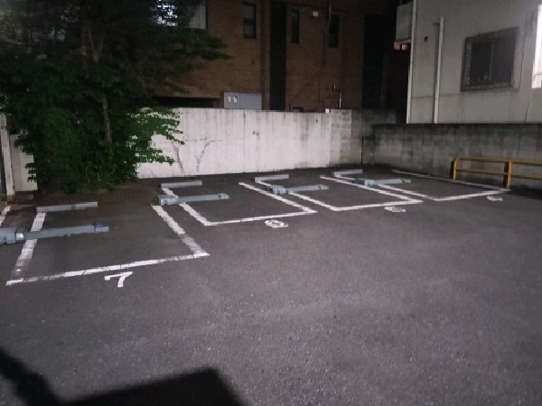 NPC24H市谷鷹匠町パーキング の写真 2