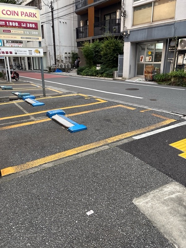 コインパーク湯島天神下 の写真 1