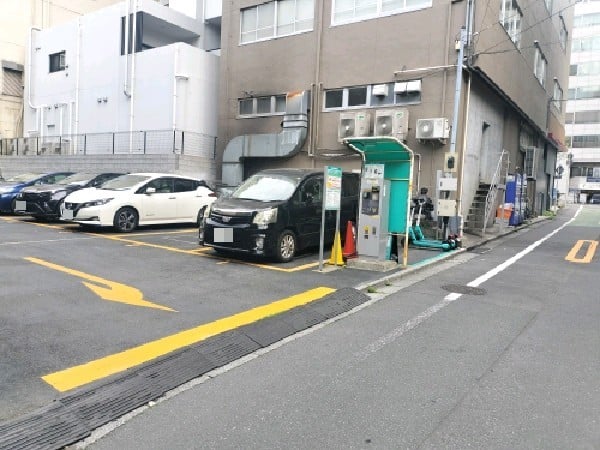 マナパーク新宿愛住町 の写真 1