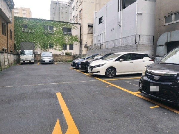 マナパーク新宿愛住町 の写真 2