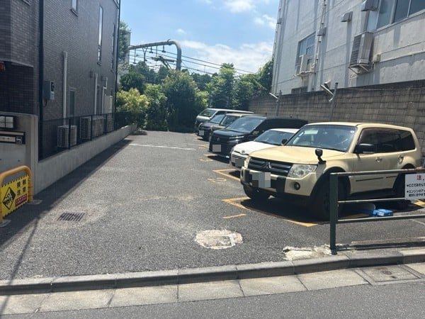 コインパーク新宿南元町 の写真 2