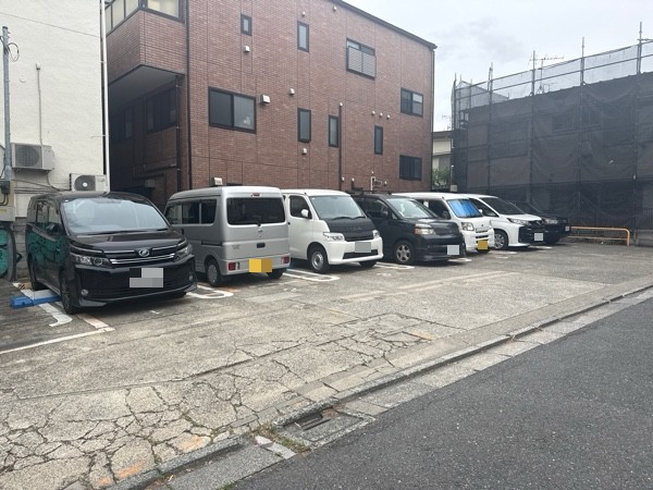 エルパーク目黒中町1丁目駐車場 の写真 2