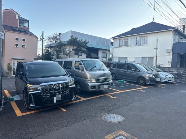 三軒茶屋一丁目 パーキング第 の写真 2