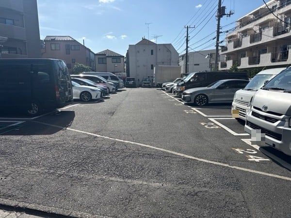 パークジャパン池尻第1駐車場 の写真 2