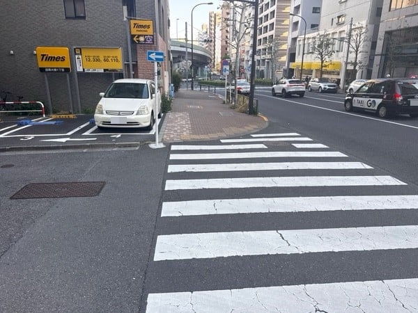 タイムズ目黒大橋1丁目 の写真 1