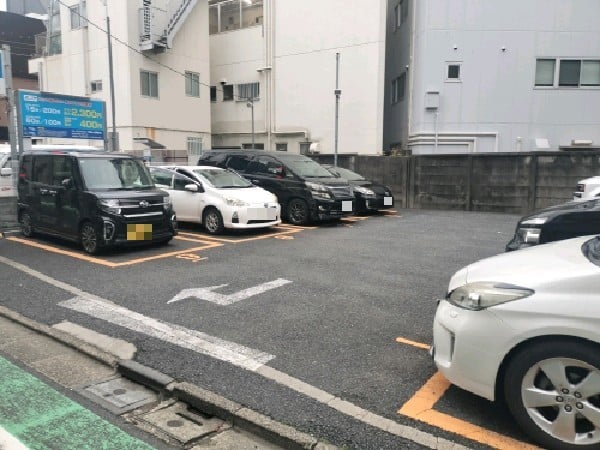 パークジャパン千駄ヶ谷第20駐車場 の写真 2