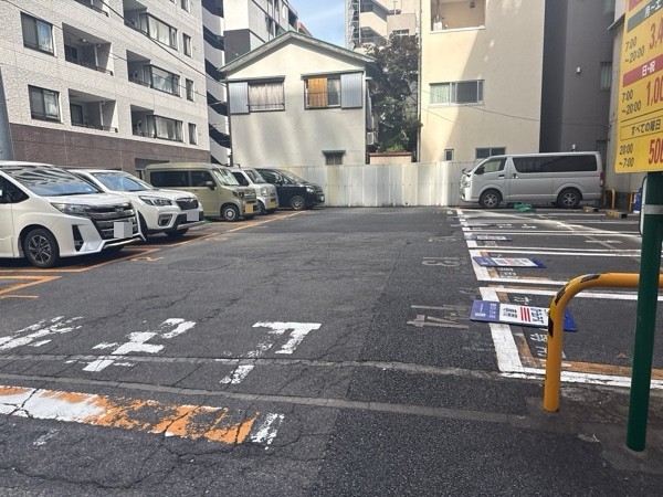 リパーク中央区湊3丁目第2 の写真 2