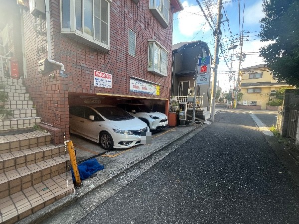 エコロパーク センチュリーハウス駐車場 の写真 1
