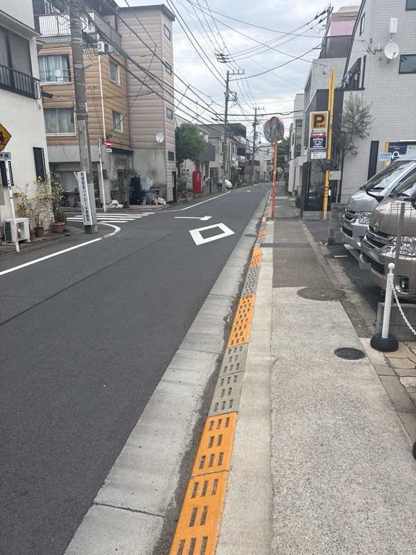 ユアー・パーキング目黒区中町第2駐車場 の写真 1
