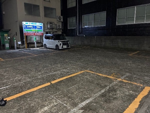 NPC24H八丁堀4丁目パーキング の写真 2
