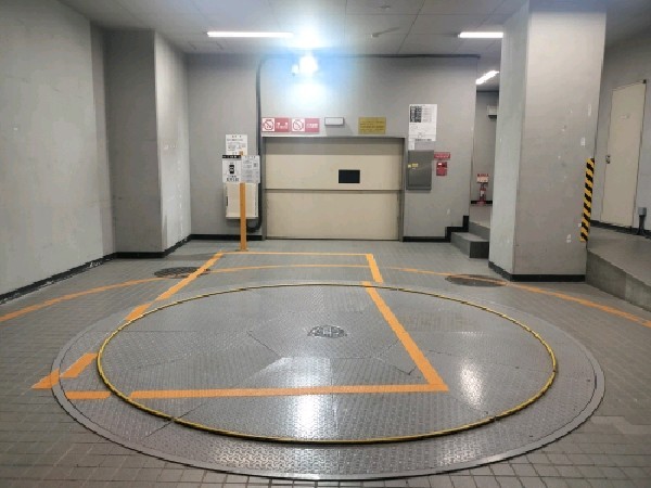 エコロパーク+ ニッセイ半蔵門ビル駐車場 の写真 2