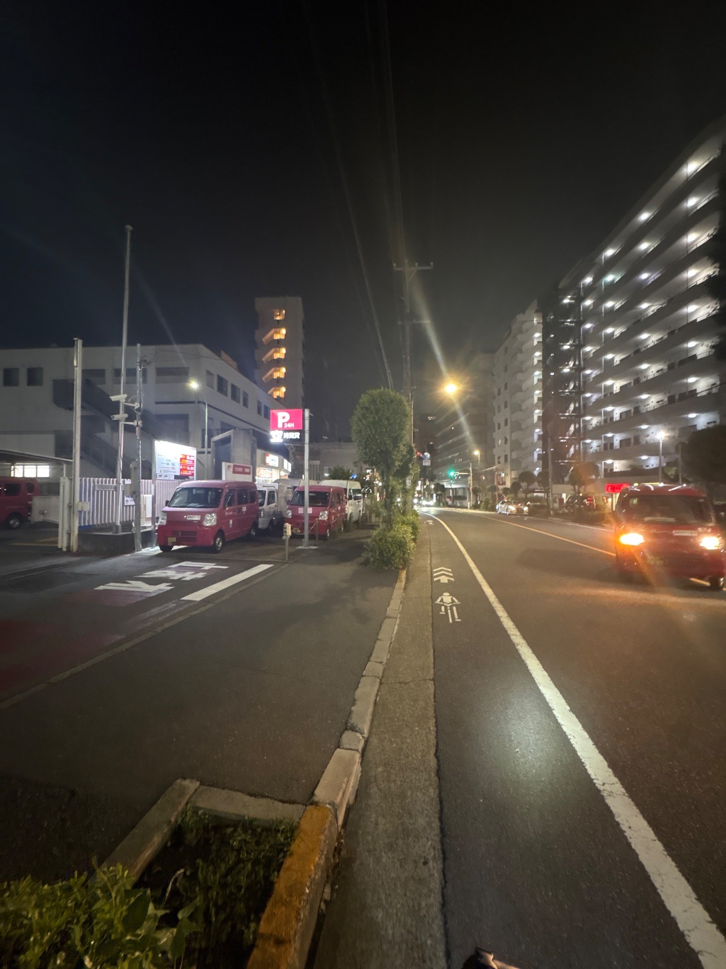 牛込郵便局駐車場 の写真 1