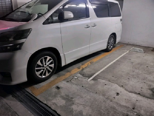 エコロパーク オークボニュープラザ駐車場 の写真 2