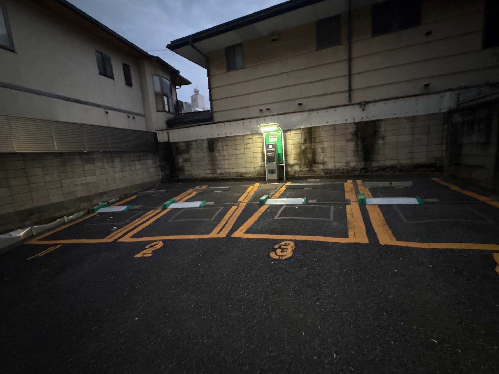 ユニマットパーキング小日向1丁目 の写真 2