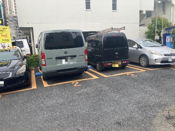 アイパーク駐車場神宮前第1 の写真 3