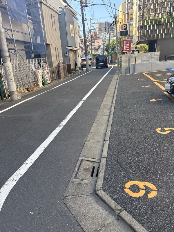 コインパーク青葉台3丁目第2 の写真 1