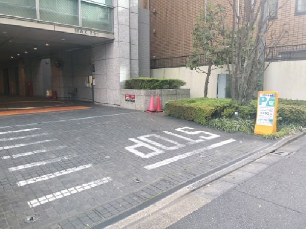 タイムズのB 四谷メディカルキューブ駐車場 の写真 1