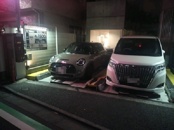 日本車庫 北参道DTビル駐車場 の写真 2