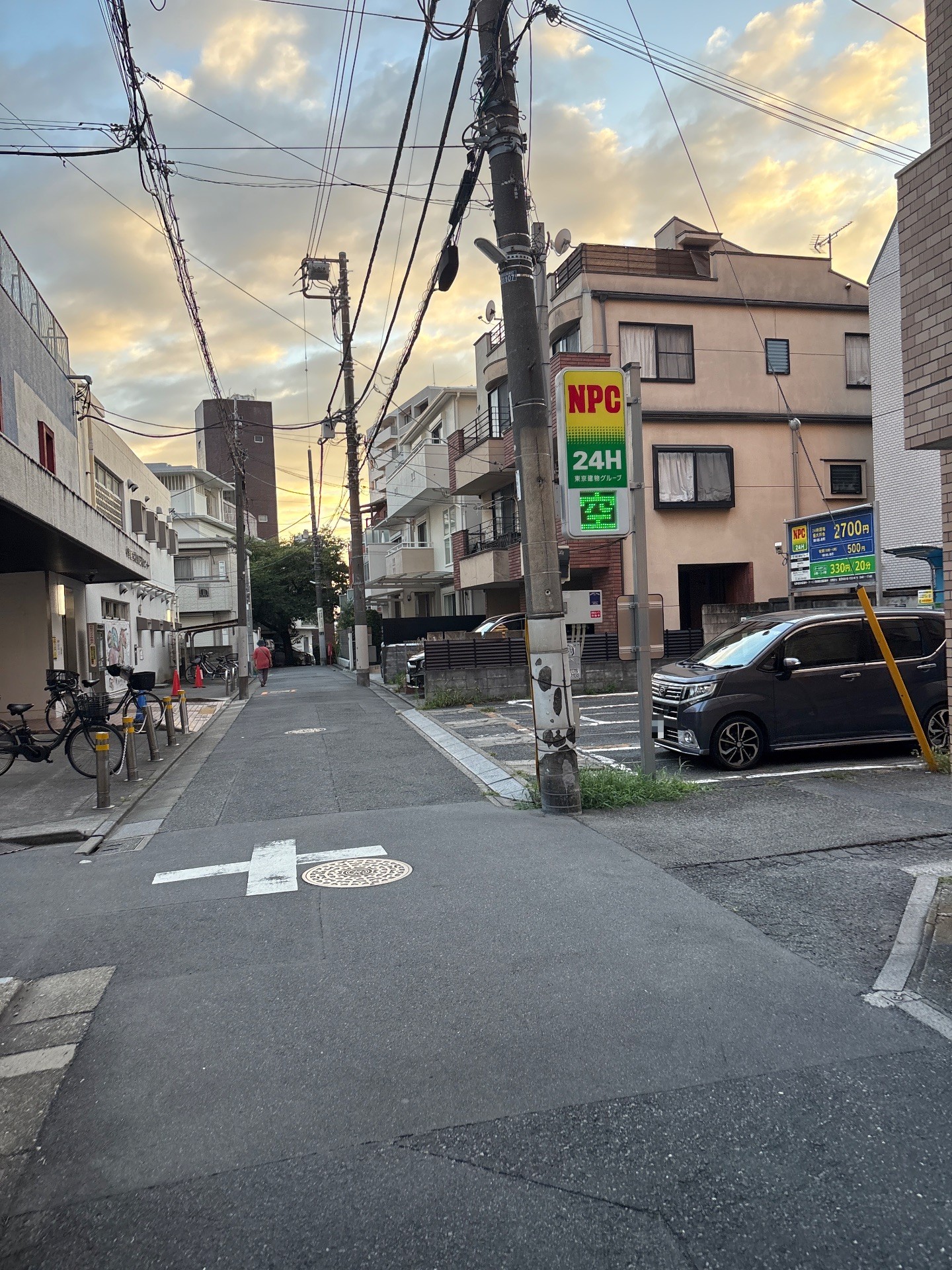 NPC24H中野本町第2パーキング の写真 1