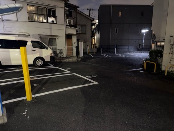 パークジャパン下馬駐車場 の写真 2