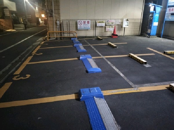 小田急パーキング本郷3丁目第1 の写真 2