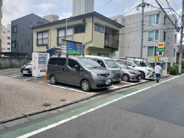 NPC24H四谷4丁目第2パーキング の写真 1