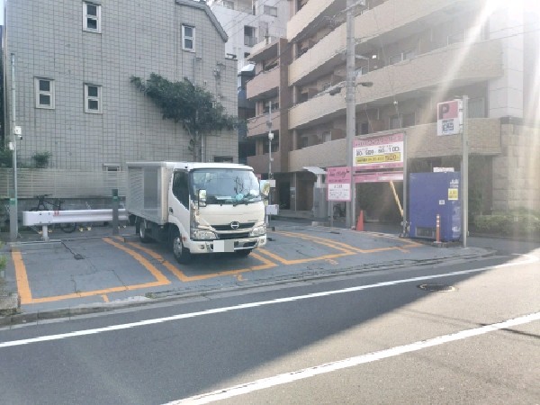 東京医大前サンケリーパーク の写真 1