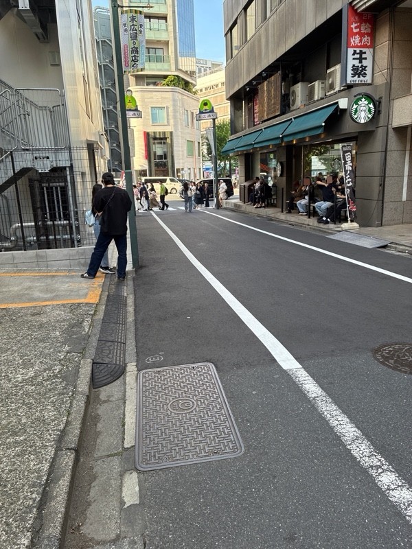 パークジャパン新宿3丁目駐車場 の写真 1