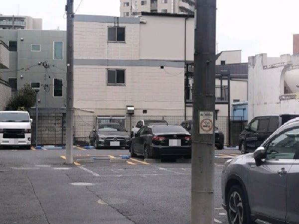 コインパーク池尻三丁目第三 の写真 2