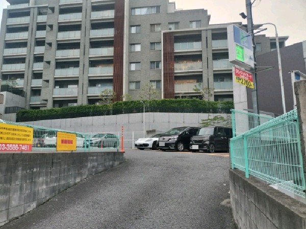 エコロパーク 六本木第17駐車場 の写真 1