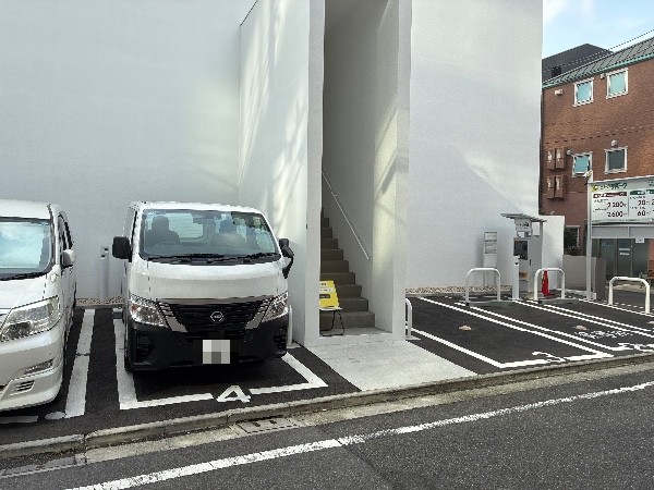 渋谷本町3丁目第4 三井のリパーク の写真 2