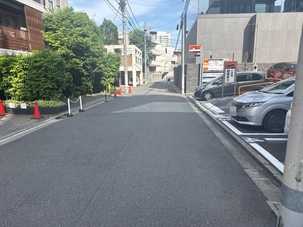 ナビパーク 西麻布第3駐車場 の写真 1