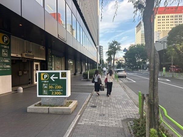 リパーク銀座東駐車場 の写真 1