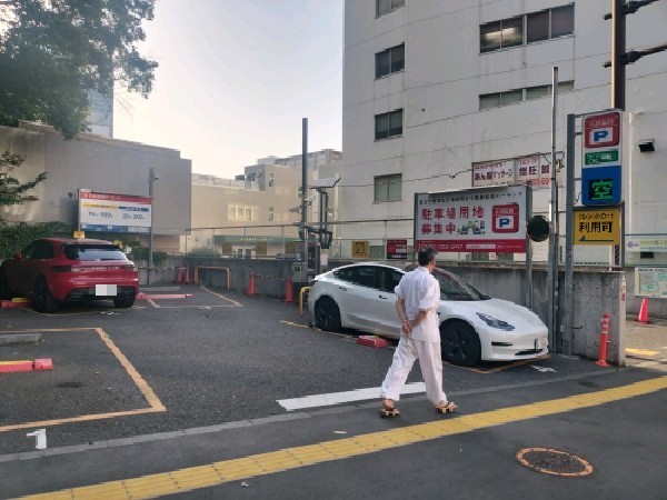名鉄協商パーキング 新宿明治通り の写真 1