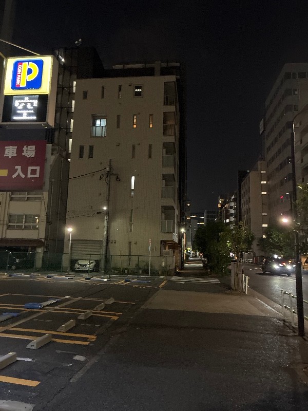 コインパーク西新橋2丁目第4 の写真 1