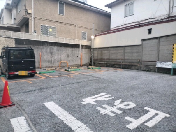 リパーク西麻布1丁目第4 の写真 2