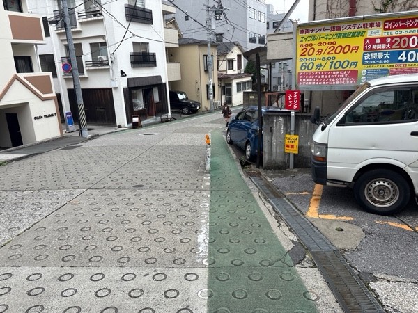 エイブルパーキング新宿区築地町 の写真 1