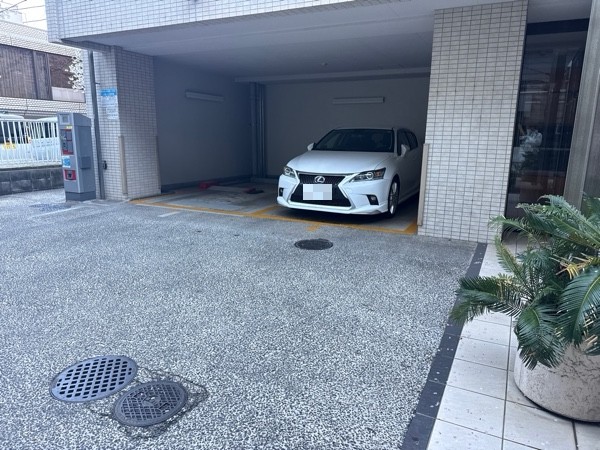 LSパーク スパシエソリデ三軒茶屋 の写真 2