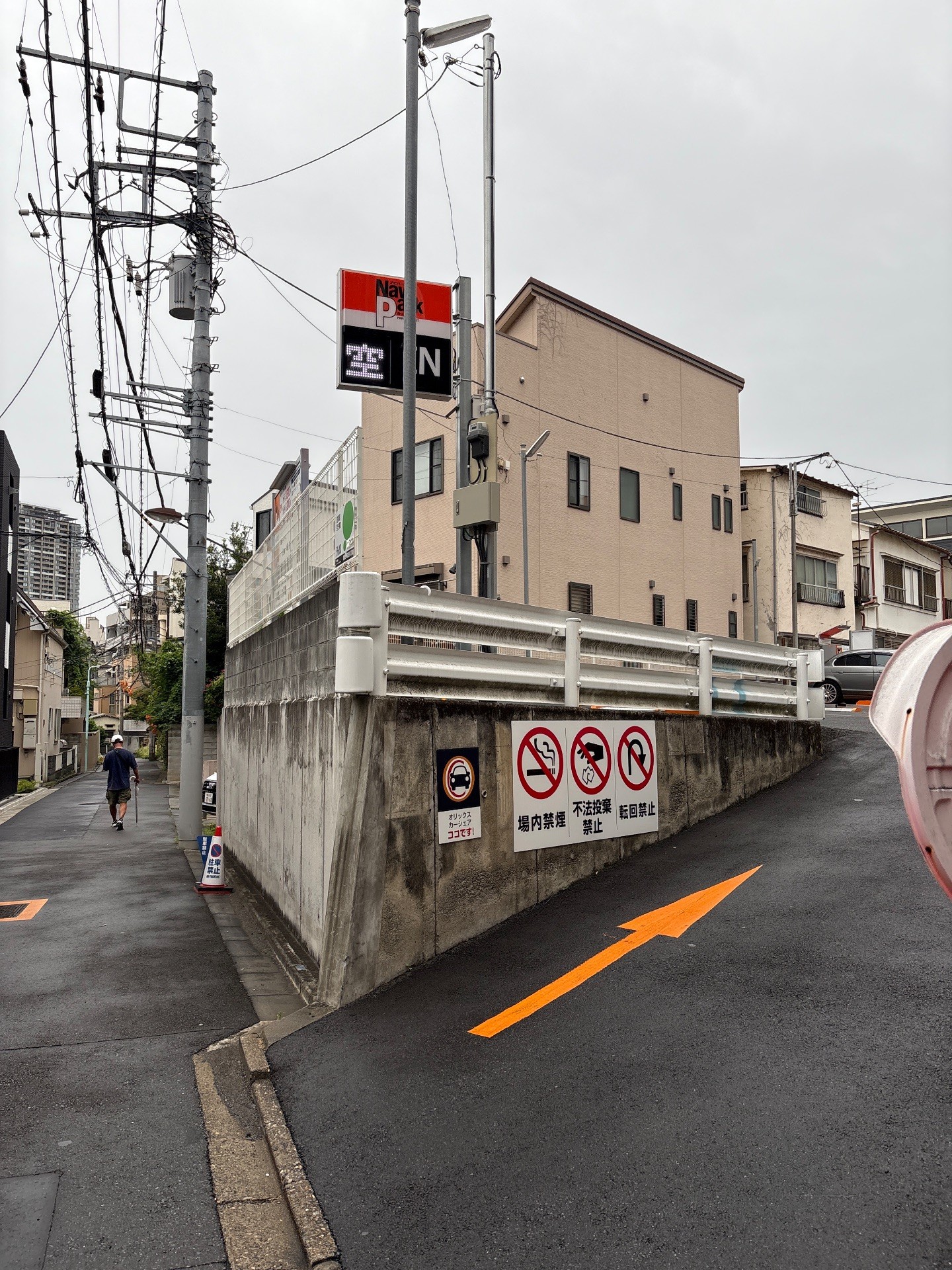 ナビパーク本郷第7駐車場 の写真 1