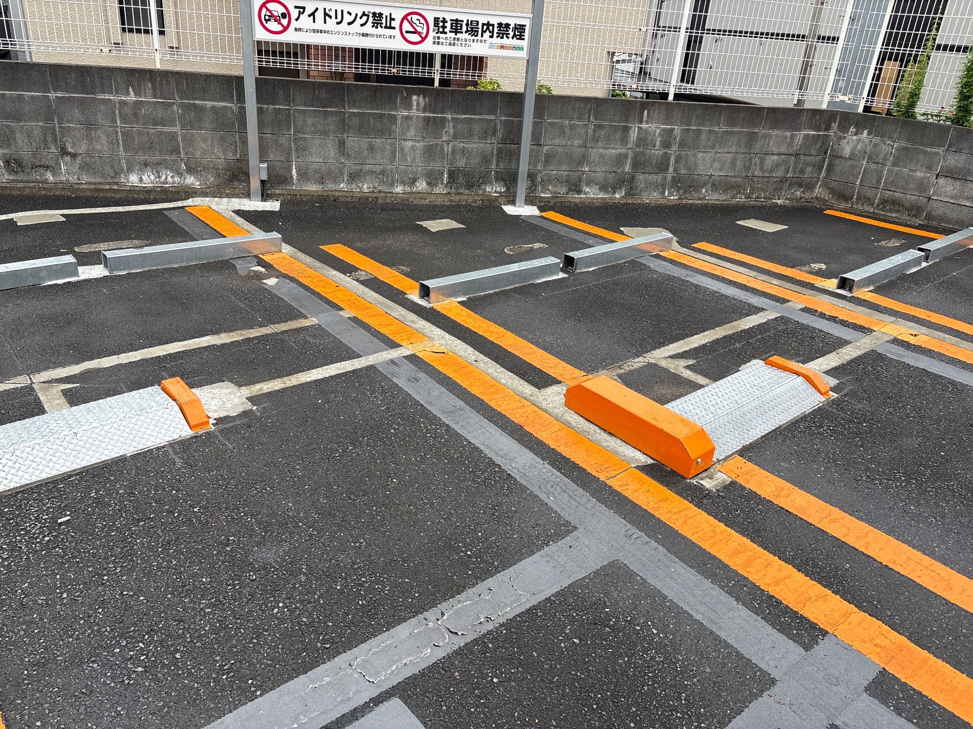 ナビパーク本郷第7駐車場 の写真 2