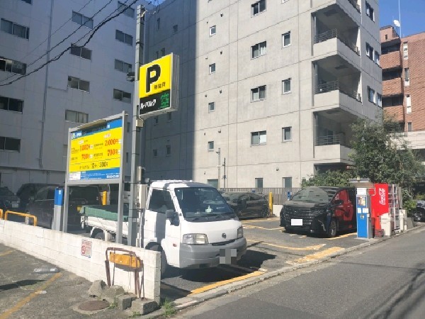 NTTル・パルク赤坂8丁目第1駐車場 の写真 1